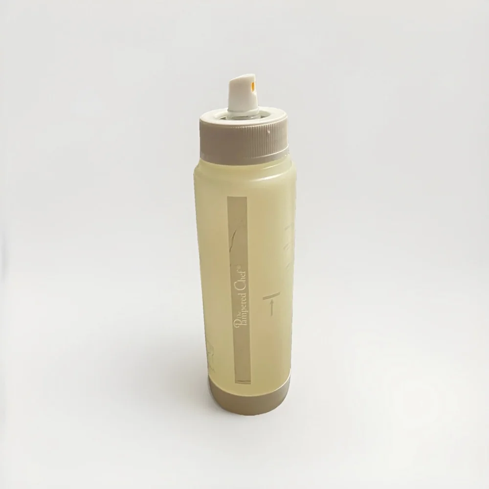 Pampered Chef Kitchen Spritzer Oil Spray Pump Bottle #2506